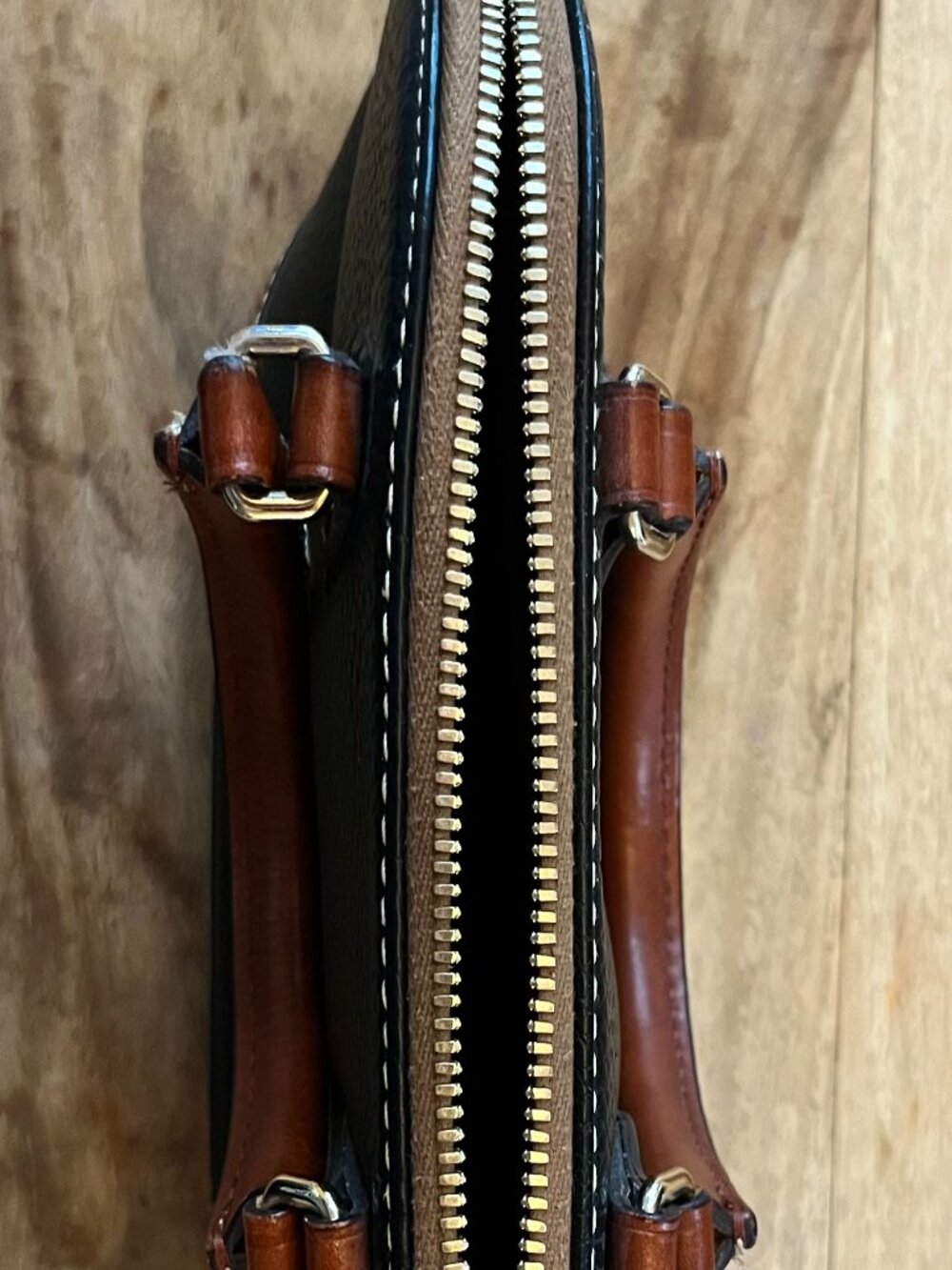 Dooney & Bourke Handbag - Picture 5 of 14